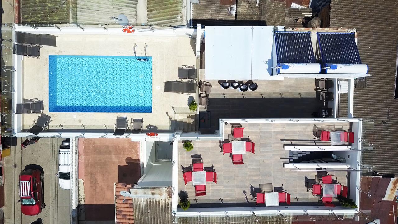Hotel Grand H&R Villeta Exterior foto